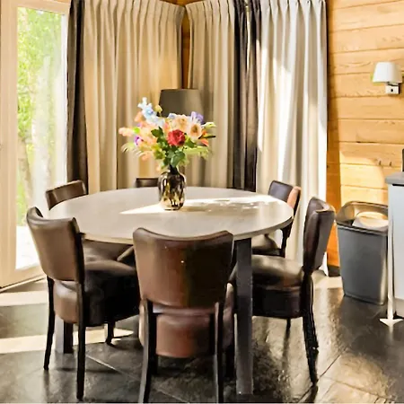 Gorgeous In With Wifi * Heel